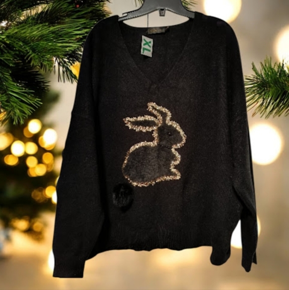Goa Sweaters - XL oversize🖤Goa Elegant Black V-Neck Sweater with Gold Sequin Rabbit Design